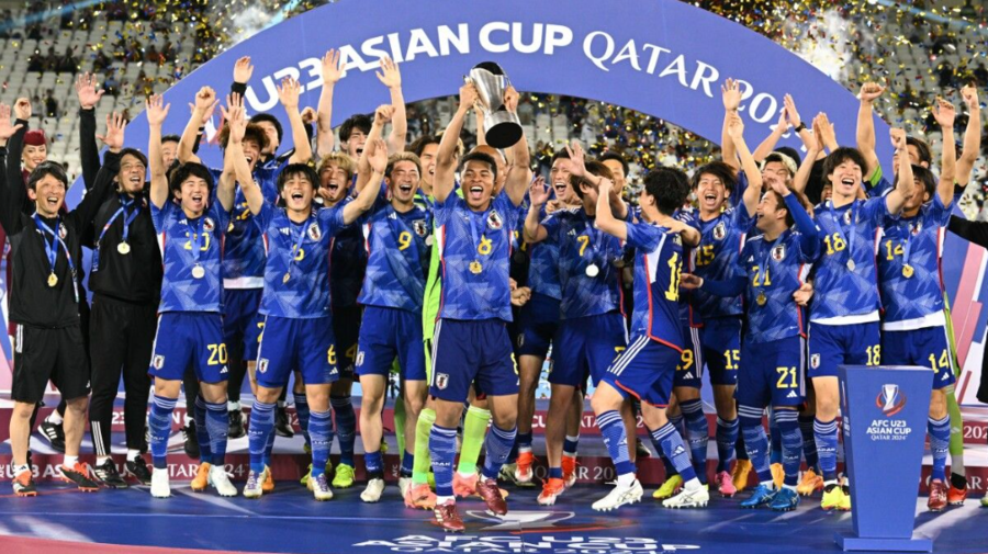 ▲ 4일 일본 23세 이하 축구대표팀이 우즈베키스탄을 꺾고 2024 아시아축구연맹 U-23 아시안컵 우승을 차지했다. 0-0 상황에서 돌입한 후반 추가시간에 결승골을 터뜨리면서 8년 만에 정상을 탈환했다. 이번 대회 1~3위까지 올림픽 본선 직행이 가능했던 가운데 일본, 우즈베키스탄, 이라크가 티켓을 확보했다. 1996 애틀랜타 올림픽을 시작으로 8회 연속 본선 진출 기록을 이어간 일본은 본선에서 말리, 이스라엘, 파라과이와 한 조에 속해 최상의 조 편성을 받게 됐다. ⓒ 아시아축구연맹