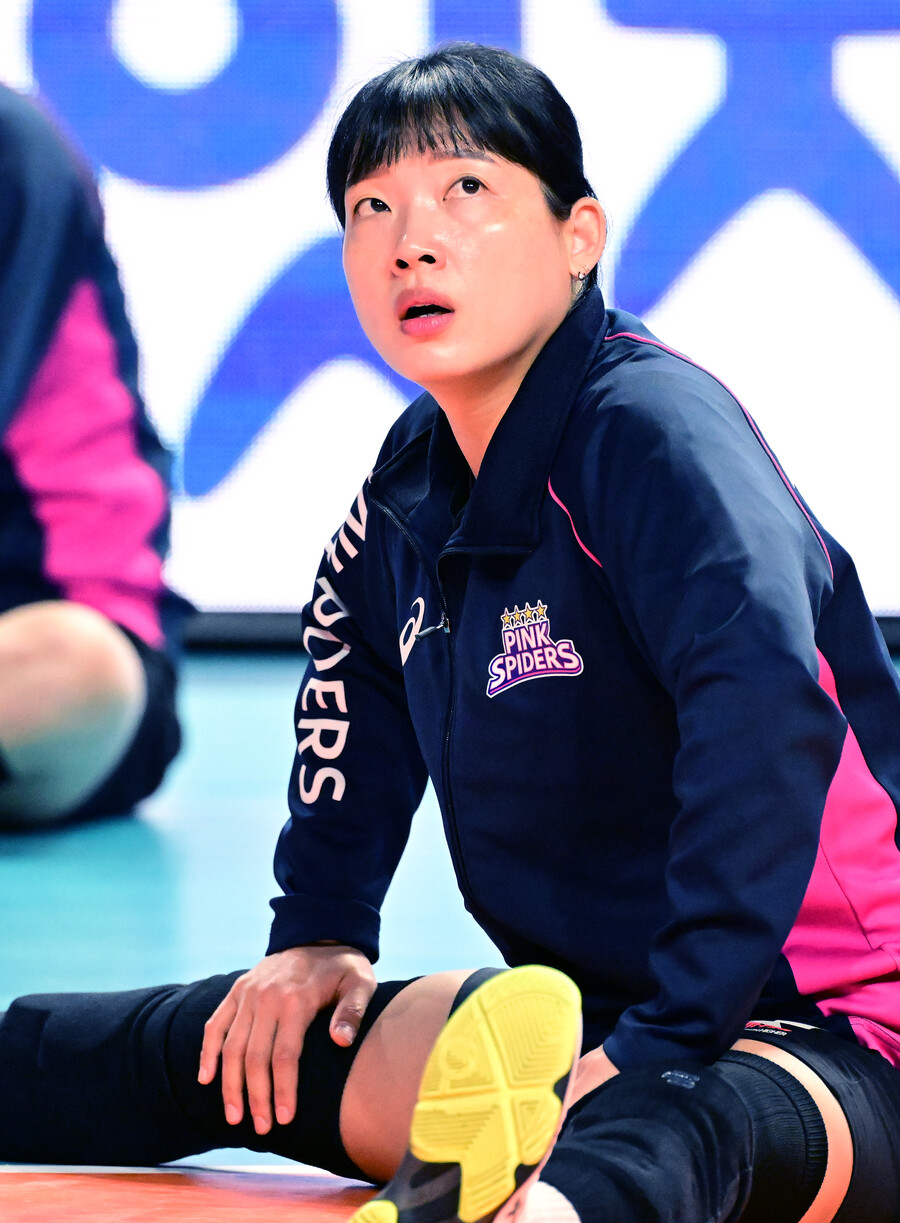 김연경 또 동료 떠나보낸다…'전설의 리베로' 김해란 은퇴선언 "결정이 쉽지 않았다"