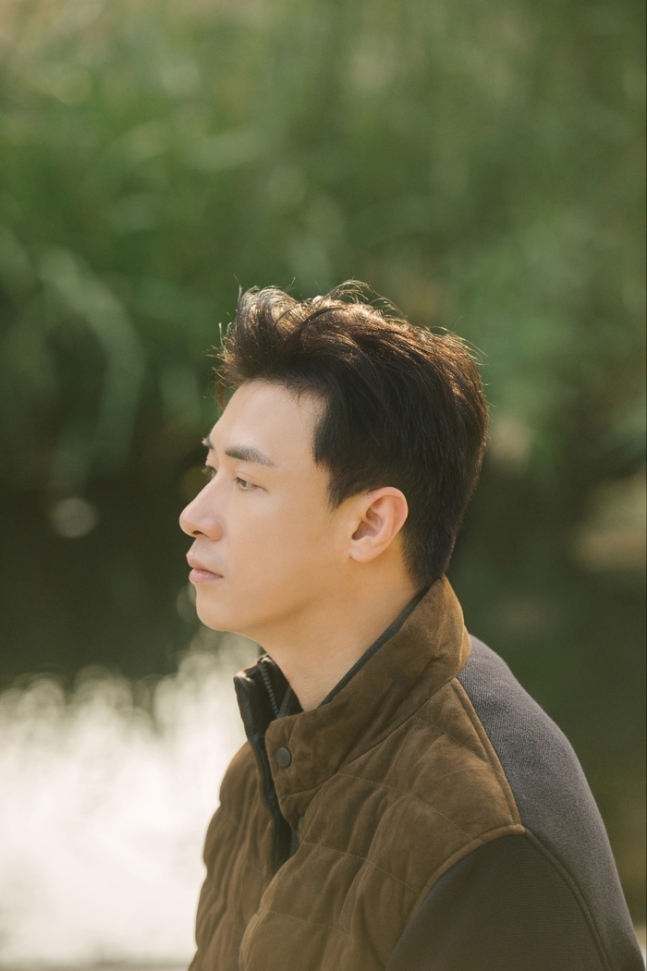 클릭비 노민혁, '12세 연하' 베트남 뷰티 인플루언서와 열애 중