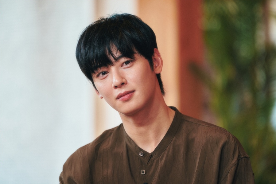 차은우 만난 유재석 "뭘 했어도 '유퀴즈' 출연했을 운명" 감격