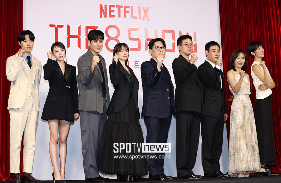 ▲ 류준열 이열음 박해준 천우희 한재림 감독 박정민 배성우 문정희 이주영 ⓒ곽혜미 기자