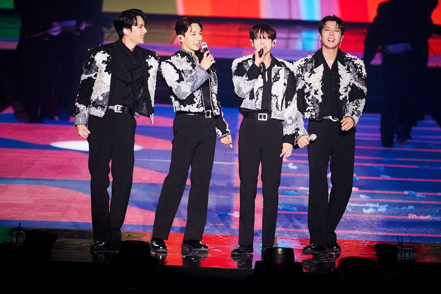 "이제 원 없이 외칠 수 있어"…하이라이트, 팬들과 마음껏 부른 '비스트'[종합]