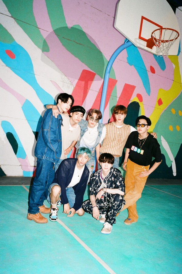 방탄소년단 '다이너마이트', 美 레코드산업협회 '5x 플래티넘' 인증 획득