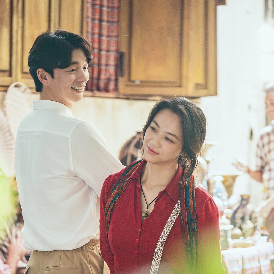 수지-박보검 옆 공유-탕웨이 실존 …'원더랜드' 특별출연 "영어 실력 덕에 언어장벽 無"