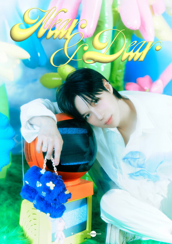 태민, 공식 팬클럽 모집 포스터 공개…시간역행 '잘생쁨'
