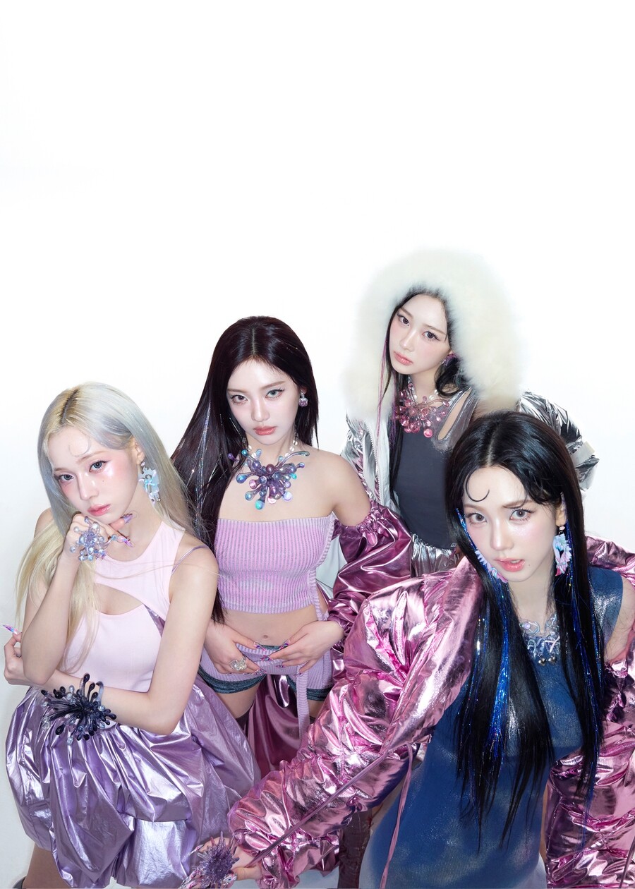 "다 밟아줄게!" 에스파, 첫 정규로 제대로 증명할 '쇠맛'[초점S]