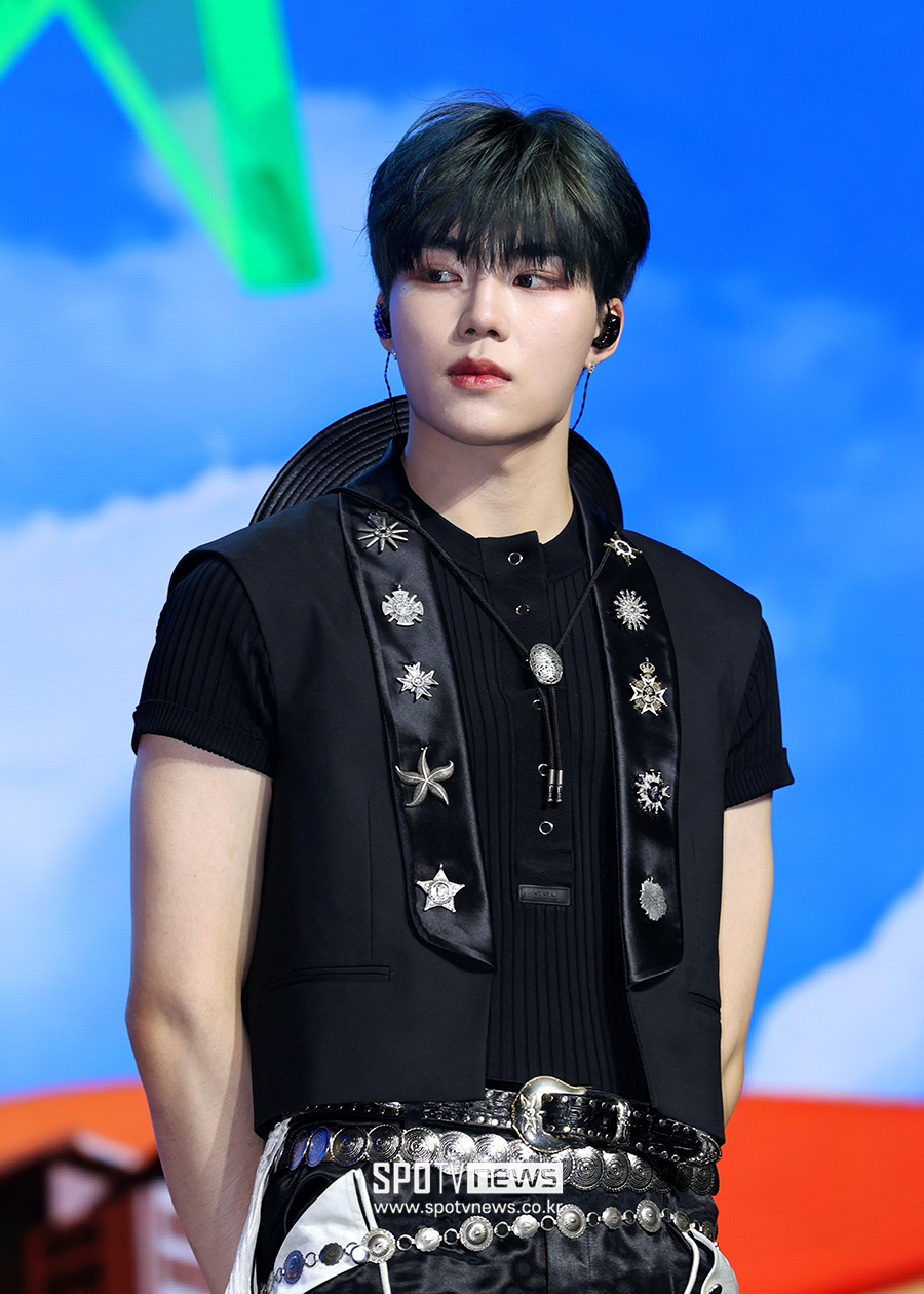 [포토S] 제로베이스원 박건욱, 남다른 분위기