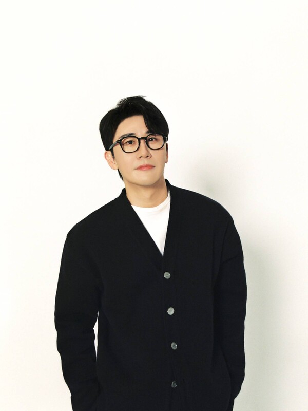 ▲ 5월 13일 생일을 맞아 무료급식소에 모두 1억 원을 기부한 영탁. 제공|어비스컴퍼니