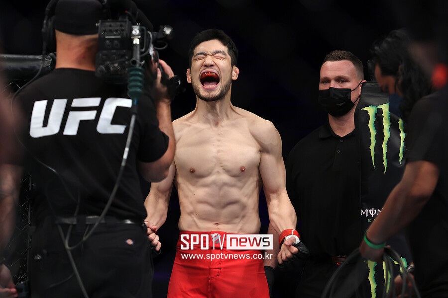 [로드 투 UFC] 배우이기 전, 뼛속까지 파이터…홍준영 "마지막 한 발 남았다"