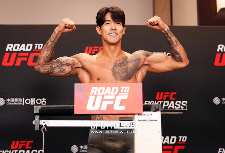 [로드 투 UFC] '사당귀' 송영재, 큰물로 나갈 준비 마쳤다…"KO 노린다"