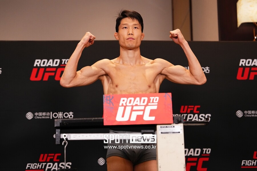 [로드 투 UFC] 김규성 "난 극단적인 스트라이커…국내 팬들에게 각인되겠다"