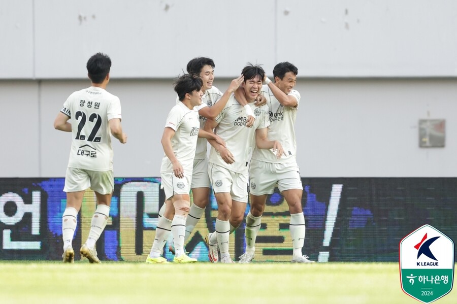 [현장 REVIEW]'박용희 골맛' 대구, 서울 2-1로 꺾고 시즌 첫 연승+9위 점프
