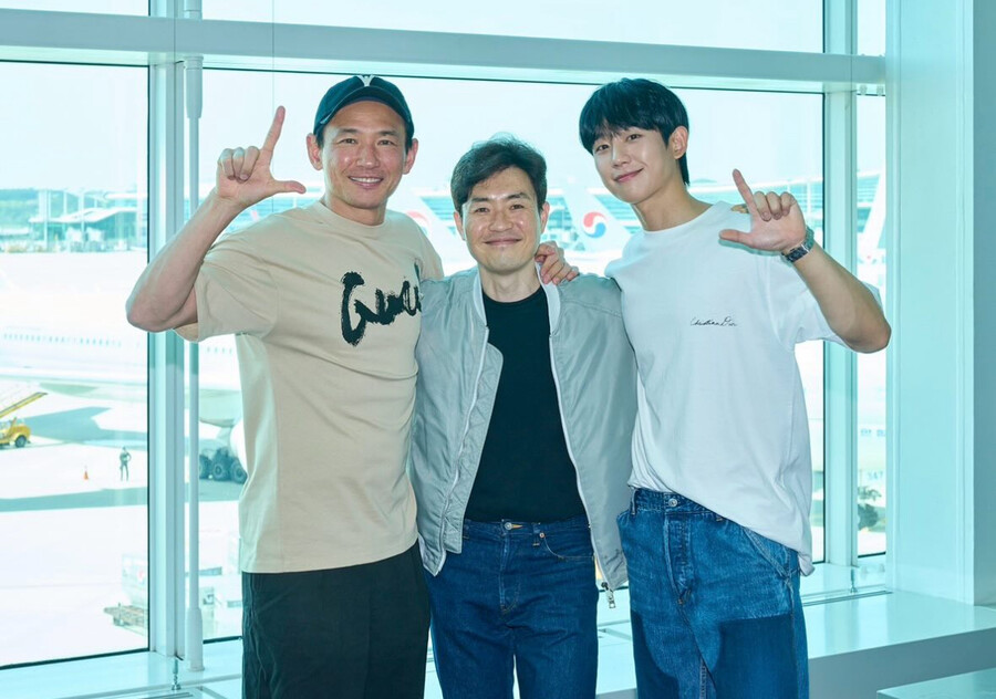 '베테랑2' 황정민x정해인, 칸영화제 떴다…"찬란한 칸느"