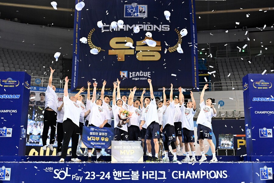 ▲ 두산 핸드볼팀 ⓒ두산 베어스