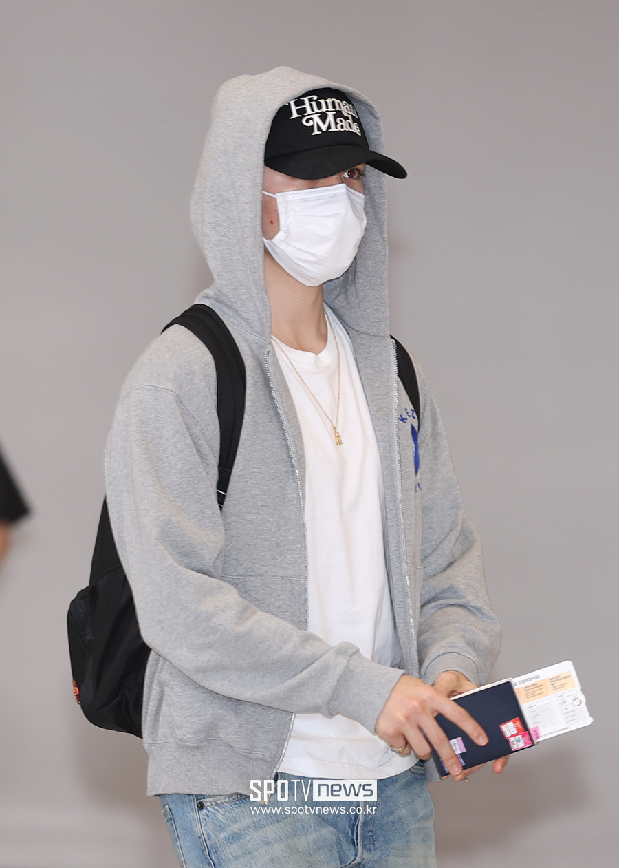 [포토S] 세븐틴 버논, '잘 다녀올게요'