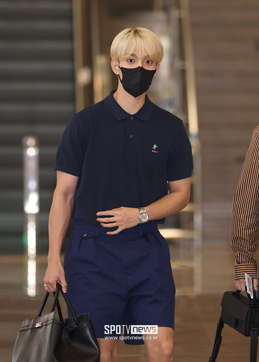 [포토S] 세븐틴 도겸, 다부진 체격