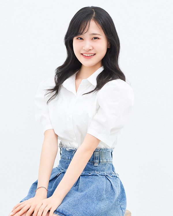 김다현, 그레인엔터테인먼트 전속계약…"일본활동 전폭 지원"