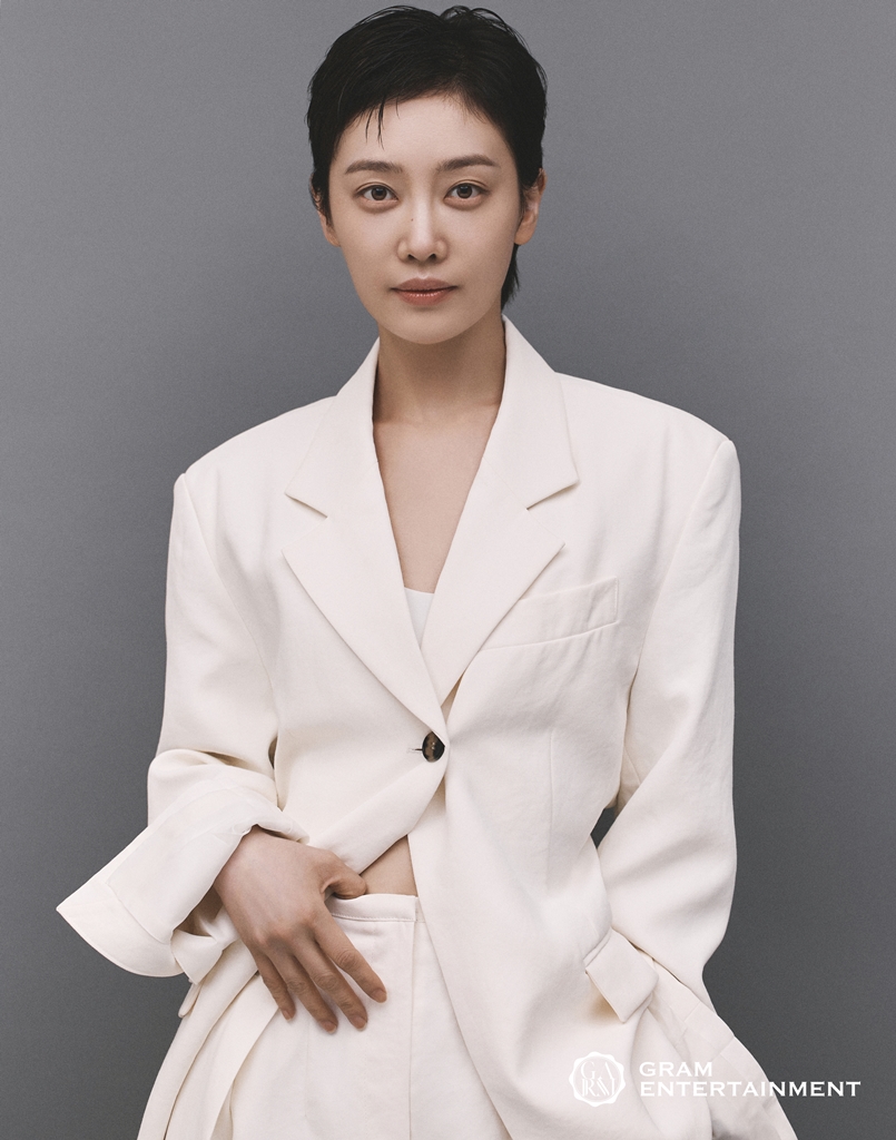 김히어라, 학폭 논란 끝→해외 진출…"美 연기+가수 활동"[공식]