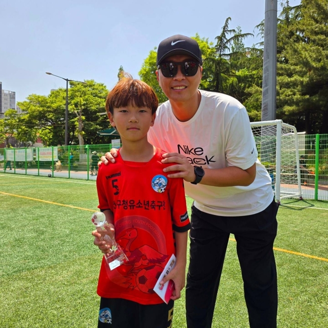 '이동국 子' 11살 대박이 시안, 축구대회 득점왕+우승..피는 못 속여