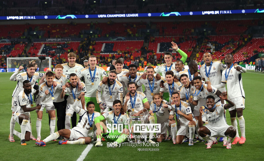 '어, 또 레알 형이야' 레알 마드리드, 통산 15번째 UCL 우승! 결승서 도르트문트 2-0 제압...카르바할-비니시우스 연속골