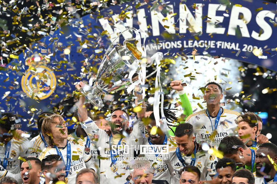 ▲ 레알 마드리드가 또 우승했다. 벌써 15번째다. 유럽축구연맹(UEFA) 챔피언스리그 역사상 최다 우승팀이 됐다. 최종 승자가 된 레알 마드리드는 대회 참가비, 라운드별 참가비, 승리 수당, 우승 상금, 중계권료 등을 모두 합해 1억 4152만 유로 한화로 2126억원을 벌게 됐다.