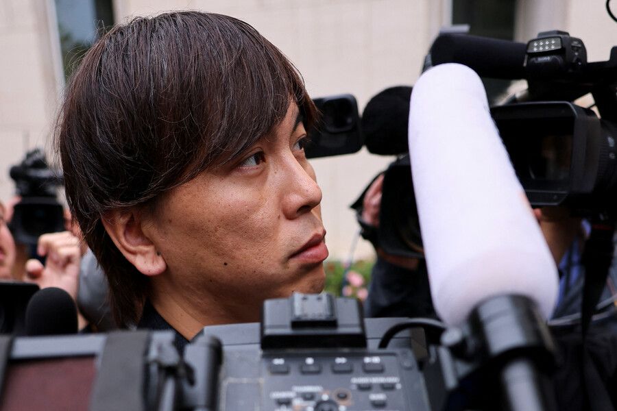 "233억 손 댔다" 전 통역 도박 스캔들 종결…오타니 "힘든 시간이었다"