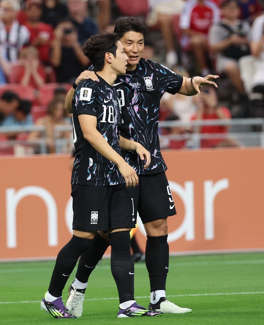 [전반 REVIEW] 김도훈호 시원하다! 이강인-주민규 골골, 맞불 싱가포르에 2-0 전반 리드 → 대량 득점 신호탄