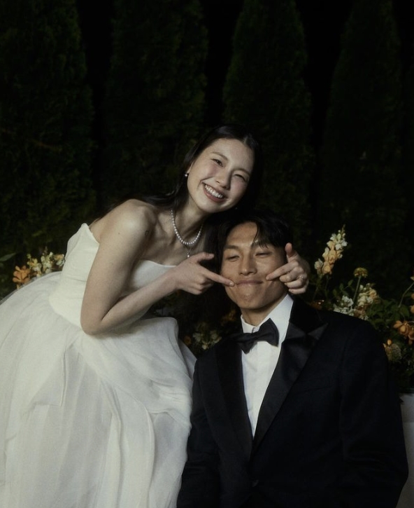 ▲ 김진경, 김승규 웨딩 화보. 출처| 김진경 인스타그램