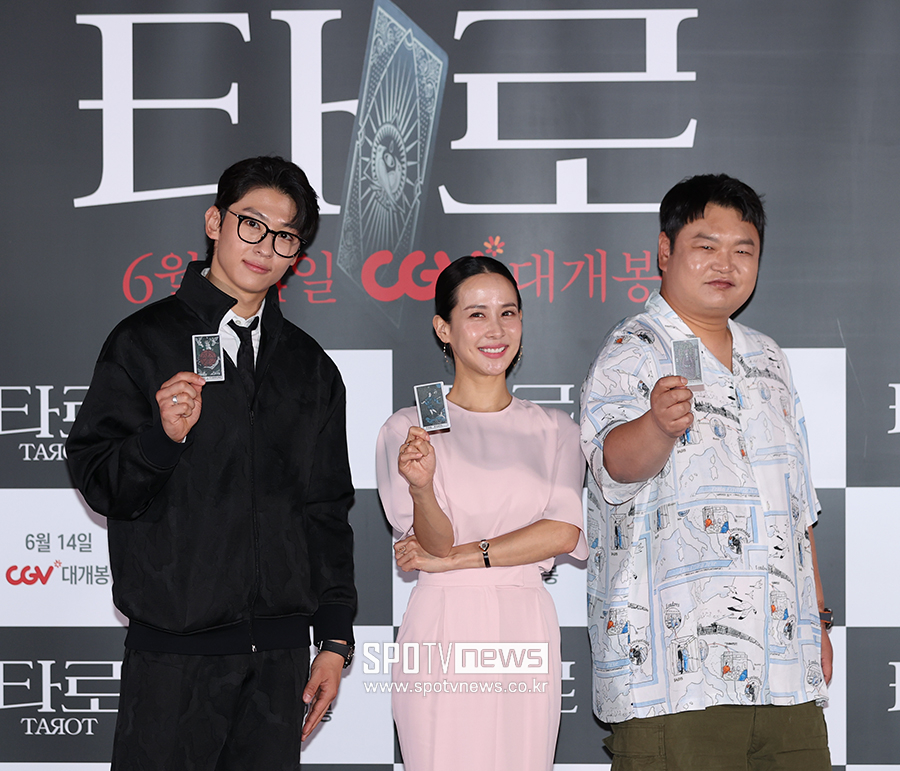 ▲ 김진영(덱스) 조여정 고규필 ⓒ곽혜미 기자