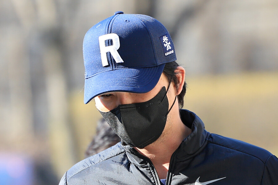 "필로폰 수수 혐의도 인정" …'마약 상습 투약' 오재원 충격 행보, 대리처방 건 남았다