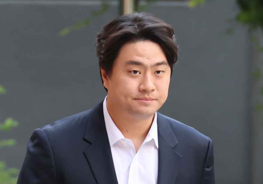 '아침엔 재판→저녁엔 6월 ERA 0.00 행진' 이영하, 학폭 또 무죄…3년 고생 끝났다 "홀가분하다"