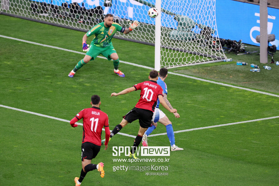 ▲ 이탈리아는 16일(한국시간) 독일 도르트문트 지그날 이두나 파르크에서 열린 2024 유럽축구연맹(UEFA) 유로 2024 조별리그 B조 1차전에서 알바니아에 2-1로 이겼다. 22초 만에 선제골을 내주면서 흔들린 이탈리아가 분위기를 반전시키며 승점 3을 챙겼다.