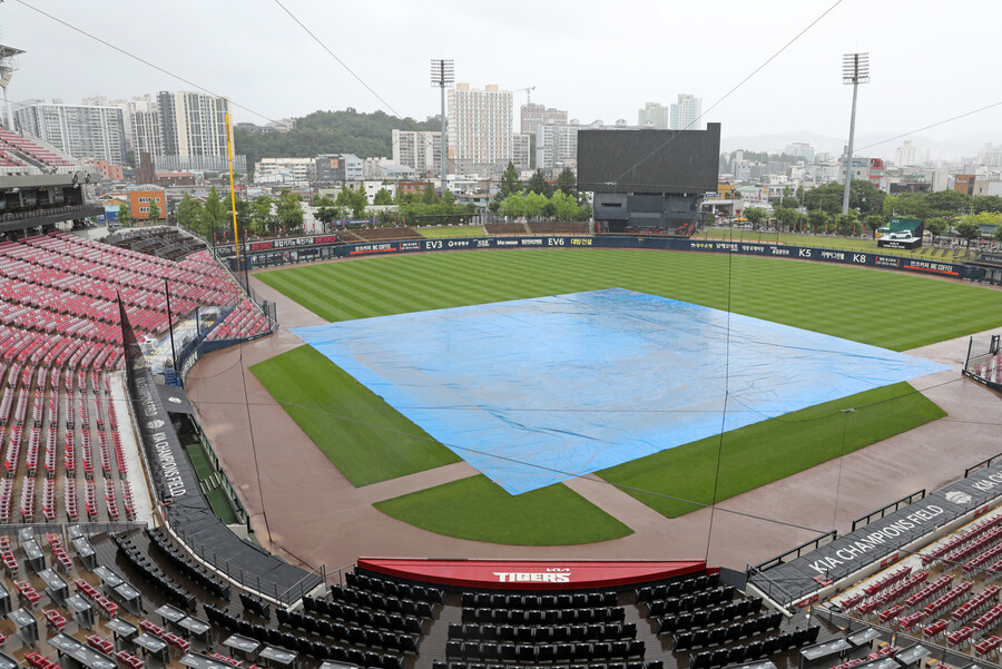 7월 앞두고 또 더블헤더라니…KBO 광주-사직-창원 경기 우천취소