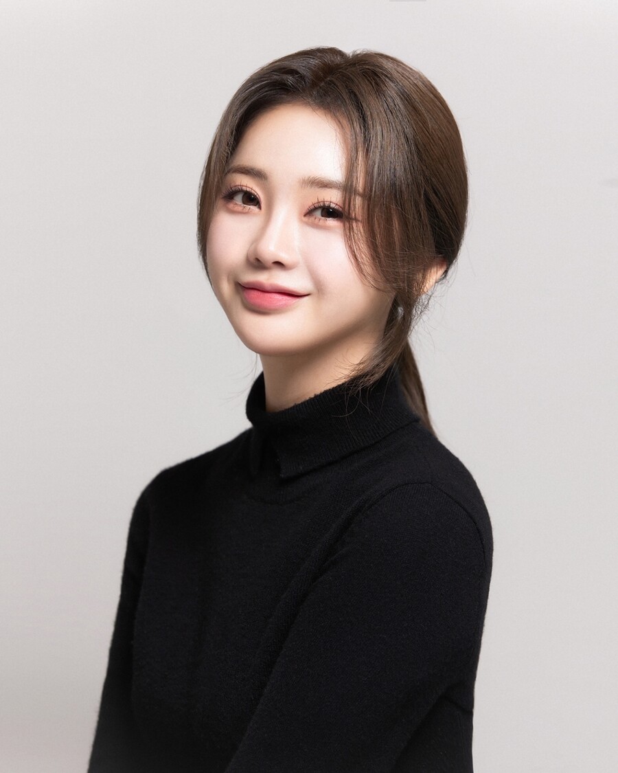 생각엔터 떠난 홍지윤, 김연자 품으로…초이크리에이티브랩 전속계약