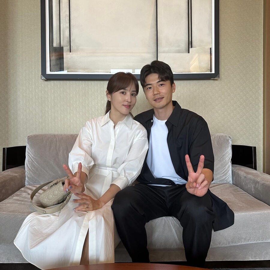 한혜진♥기성용, 결혼 11주년에 10살 딸과 함께 "둘이 가려고 했는데 눈치 채" 