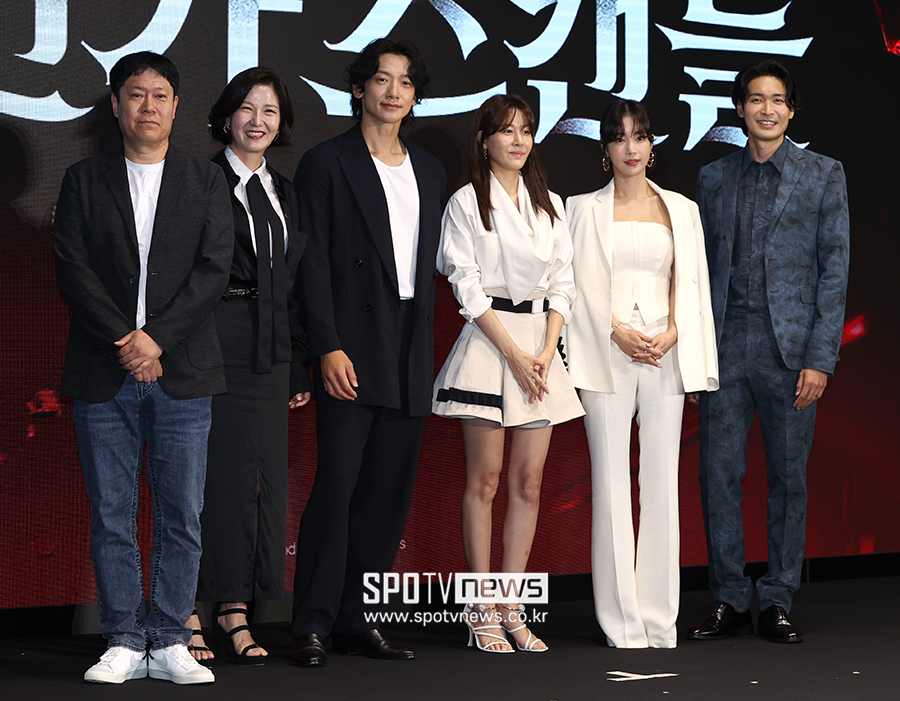 ▲ 박홍균 감독 서이숙 정지훈 김하늘 기은세 정겨운 ⓒ곽혜미 기자