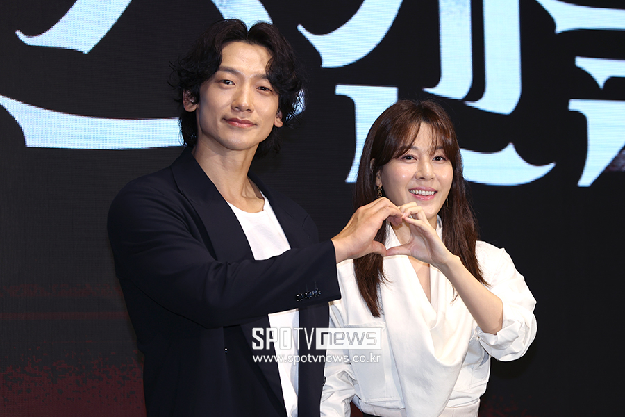 ▲ 정지훈 김하늘 ⓒ곽혜미 기자