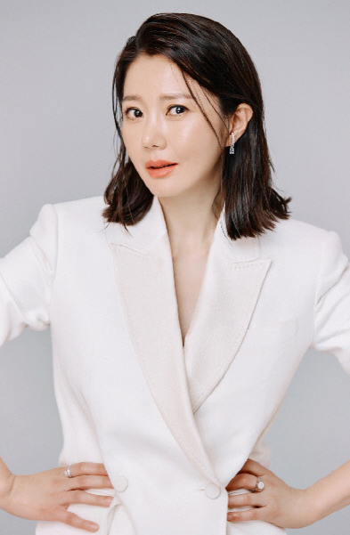 조은숙, 영화 '4월의 불꽃' 출연…2년 반만에 스크린 복귀