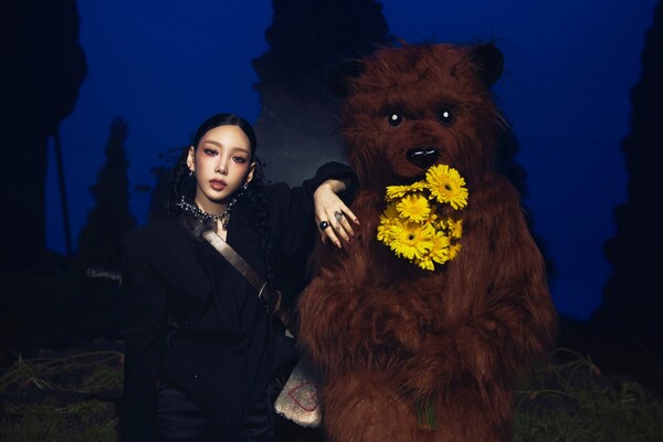 ▲ '곰븐이'라고 불리는 곰 캐릭터가 등장하는 태연 '헤븐' 티저. 제공|SM엔터테인먼트