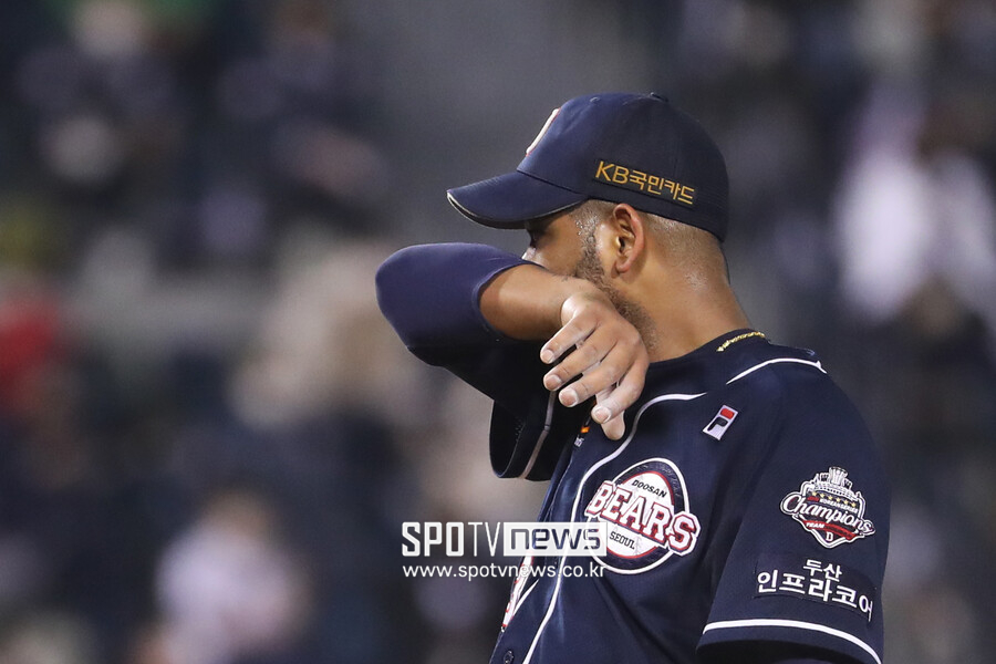 "아이들 잘 챙겨줘 고마워, KS 우승해"…제2의 니퍼트 꿈꿨던 알칸타라, 선수단과 뜨거운 안녕