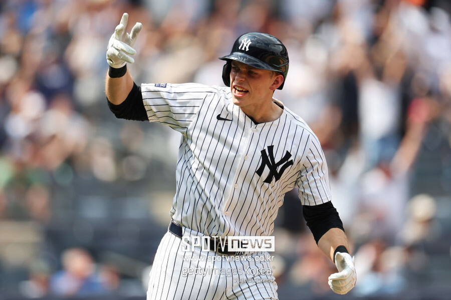MLB 괴물 신인 또 나왔다…양키스 신인 역대 최초 1G 3홈런 폭발, 그것도 라이벌 보스턴 상대로