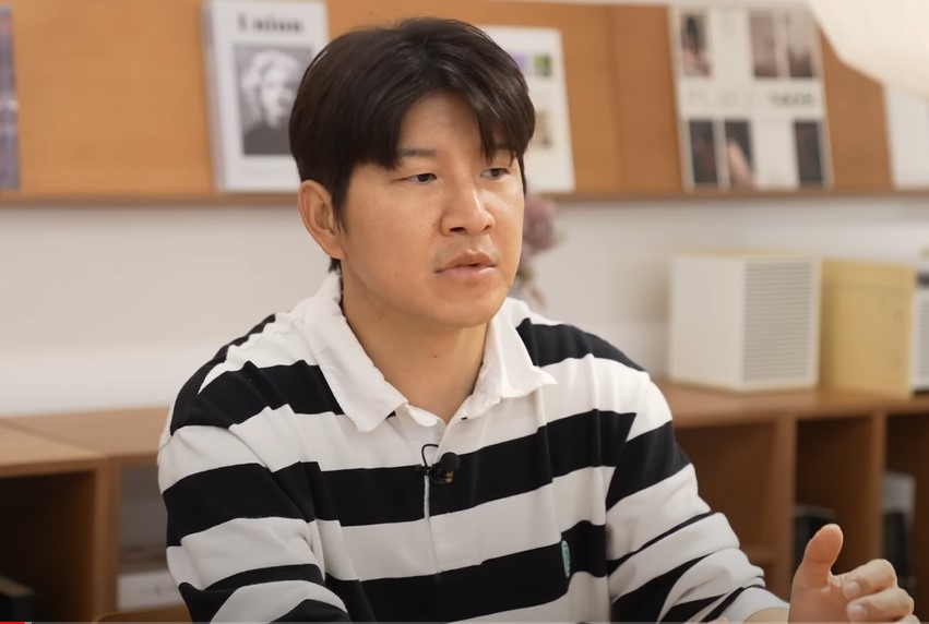 ▲ 대한축구협회는 9일 공식 홈페이지 게시판을 통해 ‘박주호 위원의 영상 발언에 대한 유감의 글’이라는 게시물을 작성했다. 앞서 지난 7일 대한축구협회 전력강화위원회 소속의 박주호는 자신의 유튜브 채널인 ‘캡틴 파추호’를 통해 한국의 새로운 사령탑 선임 과정을 구체적으로 설명했다.   ⓒ캡틴 파추호