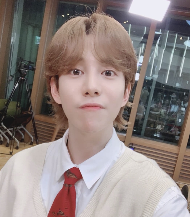 [단독]박경, 4년 만에 깜짝 컴백…'쿨 유리 피처링' 신곡으로 활동 재개