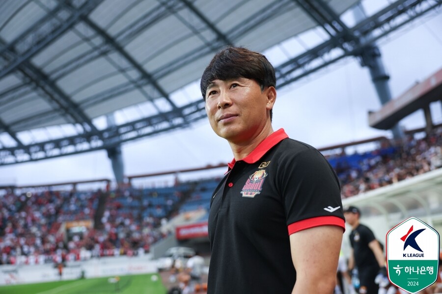 [SPO 현장] 김기동이 승리 후 '2호골' 린가드를 다그친 이유는?..."축구를 진심으로 대하길"