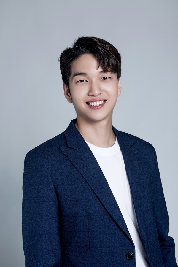 ▲ '쏘는형' MC로 발탁된 개그맨 유재필. 제공|FNC엔터테인먼트