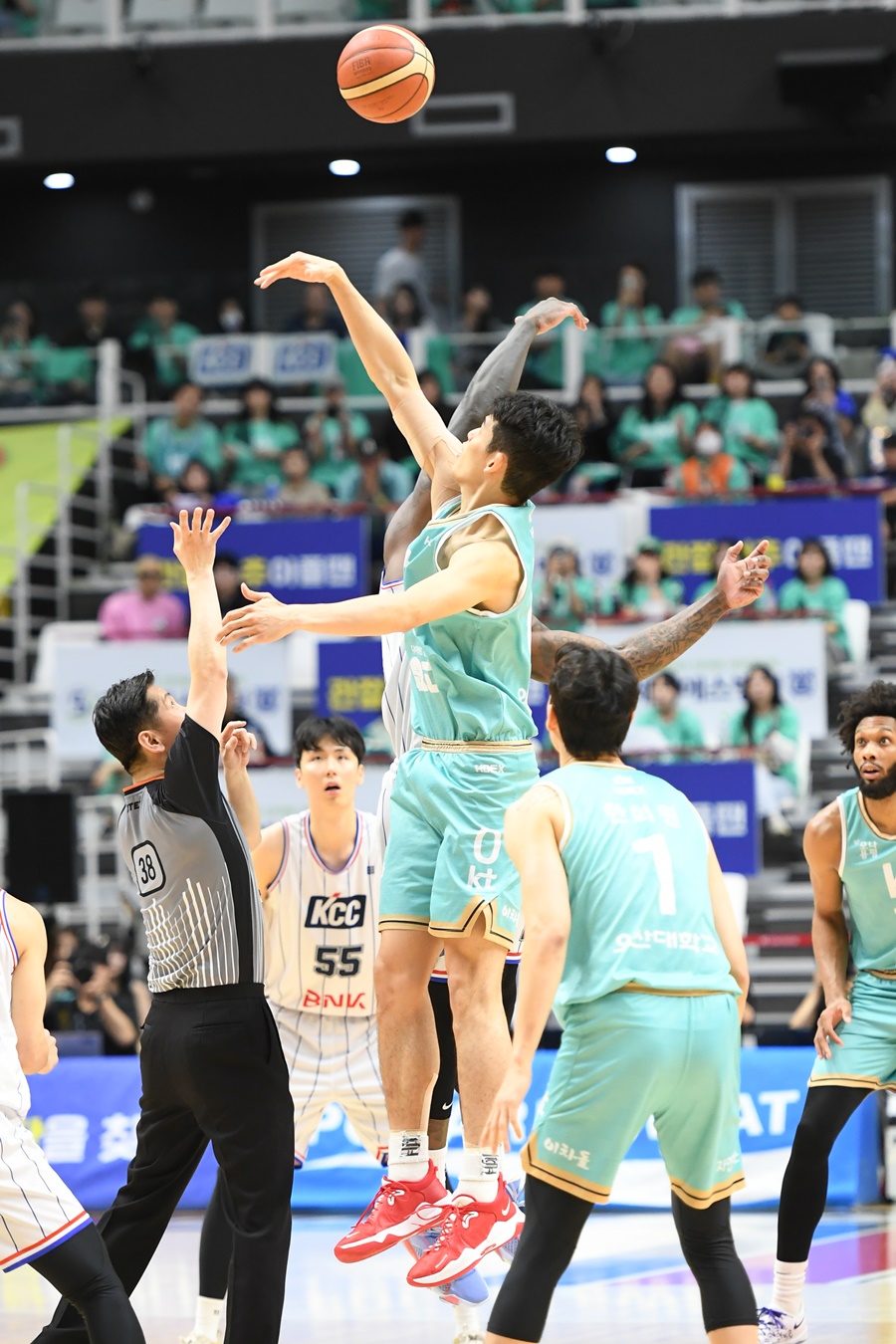 KBL, 2024-25시즌 프로농구 일정 발표 "10월 19일 개막+농구영신은 울산에서"