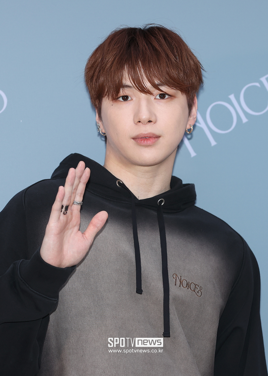 '강다니엘 명예훼손' 탈덕수용소, 재판 불출석 "또 안 나오면 구속영장 발부"