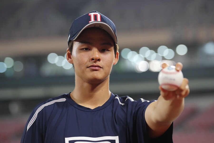 "아버지 덕분에 야구해요"…6년 기다린 감격 첫승, 야구인 2세인 줄 알았나요?[김민경의 비하인DOO]