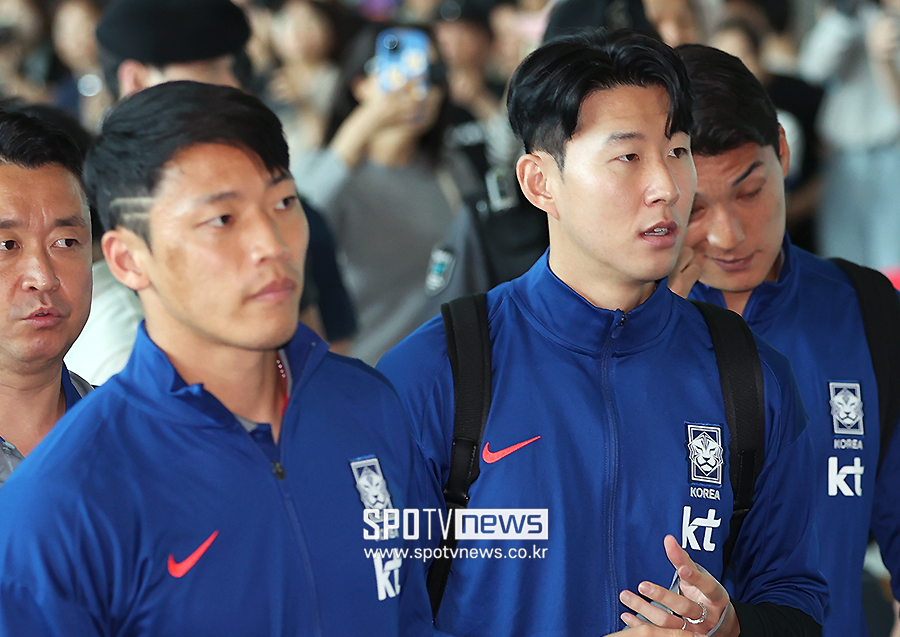 '그 아픔 아니까' 손흥민, 황희찬 인종차별 피해에 지지·연대 "난 네 곁에 있어"