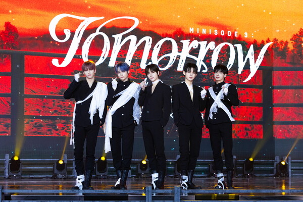 TXT, 미국 내 상반기 CD 판매량 2위…테일러 스위프트 뒤이어